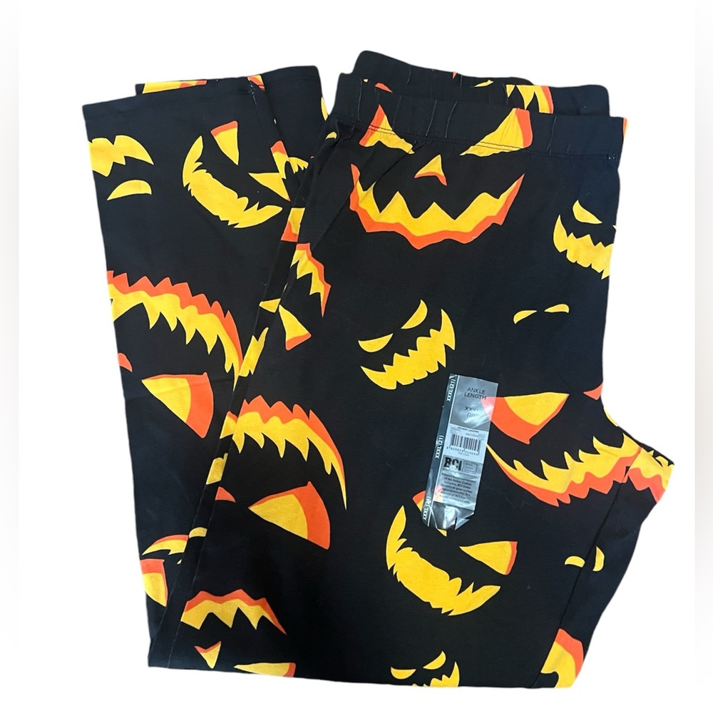 🎃NWT Pumpkin Leggings